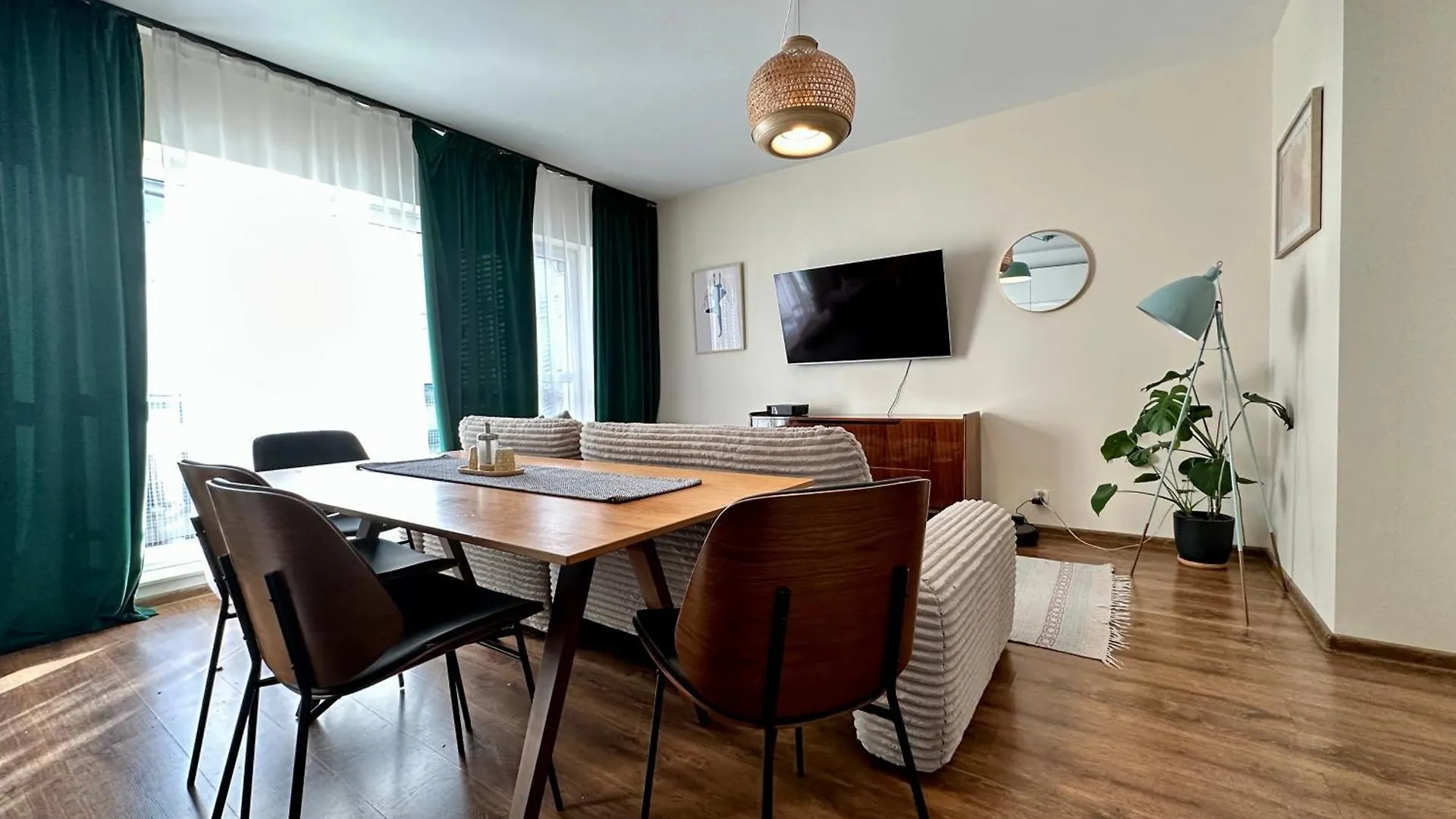 Momoapart - Slowianski Skwer Wroclaw Poland